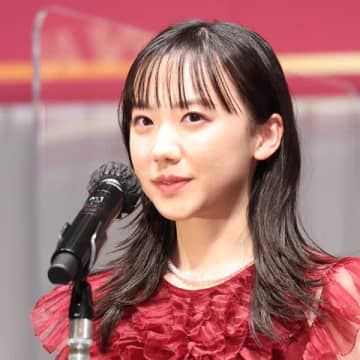 芦田愛菜から上白石萌音、ヒコロヒー…好感度抜群の「本好き」タレントはこんなに（桧山珠美／コラムニスト）