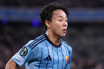 「人生で一度きりの経験を」なぜクラブは日本人DFのU-20W杯出場を承認した？ ユールゴーデンSDが明かす「彼にとってどれほど重要なことか理解した」