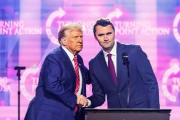 トランプ氏、保守活動家殺害で「極左」への非難強める