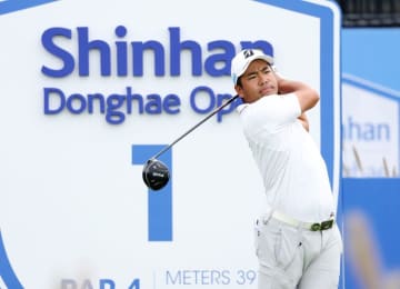 元賞金王・比嘉一貴が今季2勝目　勝俣陵7位、谷原秀人ら8位