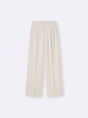 【GU】高身長さんにおすすめな「丈長めパンツ」