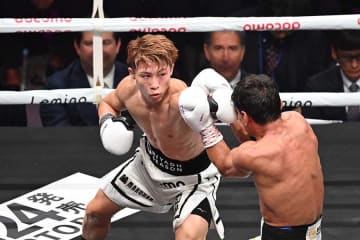 井上尚弥、アフマダリエフを下し世界戦26連勝！　「誰が衰えたって！？」メイウェザー＆ルイスに並ぶ史上最多タイの偉業　“最大の強敵”を判定3-0完封
