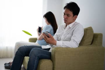 『仮面夫婦』の特徴５選　ふたりきりの時はどんなことをしているの？改善方法は？