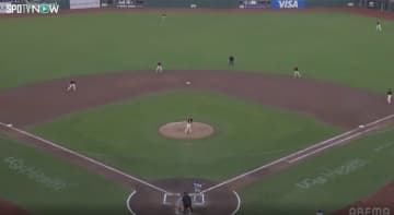 何が起きた？ 大谷翔平、爆速特大弾で“異常事態”「ヤバすぎ」「なんだあれ」185キロ“火の玉打球”→バックスクリーンに“秒で着弾”「人間じゃない」