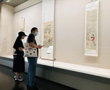 中国・天津博物館で清代後期の人物画展　72点を展示
