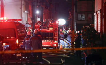 東京・江戸川で住宅火災　複数延焼、1人けが