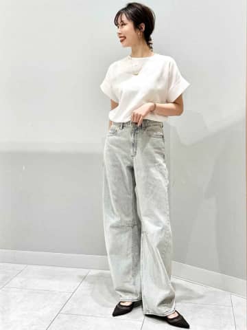Tシャツより華やかに！【GU】40・50代のサマ見え「白色ブラウス」
