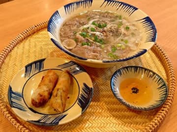 関西のテレビ、人間国産選出のベトナム南部の『フォー』を食べてみた！本場ホーチミンの味を味わえる！