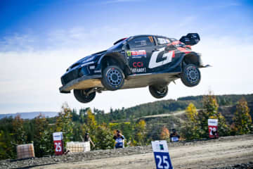 トヨタのオジエが今季5勝目飾りランキング首位浮上。ソルベルグがWRC2タイトル獲得決める【第11戦チリ最終日レポート】