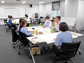 カスハラ対策で名札廃止を　滋賀小売安全協議会