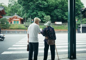 親の口座からお金が下ろせない？”その時”に備える3つの財産管理制度