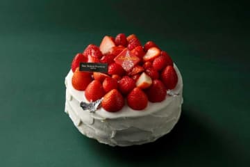 東京ステーションホテルの華やぐクリスマスケーキで特別な夜を