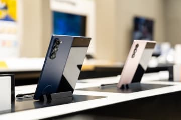 次期「Galaxy Z Fold8」は2種類？ 1つはワイドタイプか