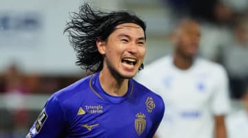 30歳日本代表MF、フランスで2試合連続ゴールと相手選手の退場誘発！「スーパー」とチーム称賛