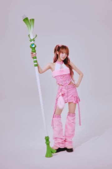 IZ*ONE出身のYENA × バーチャルシンガー初音ミク、日本新曲で初コラボ