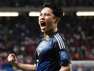 英国の地で｢日本代表コンビ｣が決勝弾！｢熱血してる｣初スタメン森下龍矢が大橋祐紀の絶妙アシストから移籍後初ゴール！