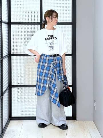 【LEPSIM】“差し色”でおしゃれ度120％の「大人のカラーコーデ」