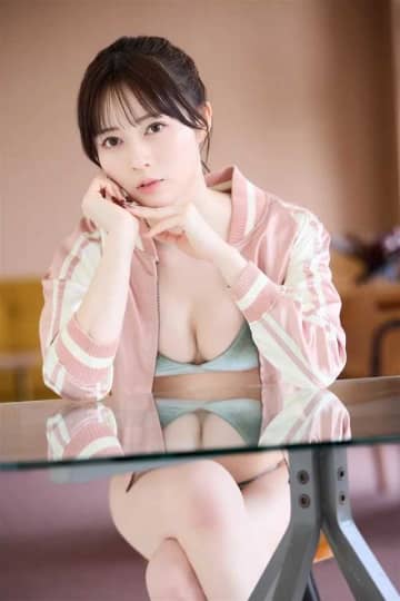 水瀬さらら最新写真集『全方位無敵彼女』がリリース！魅力全開の1冊