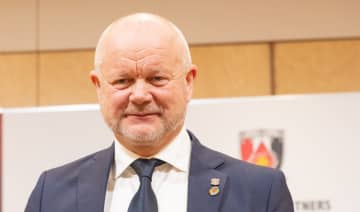 前浦和の指揮官ヘグモ氏、ノルウェー1部モルデFK監督の契約解除に