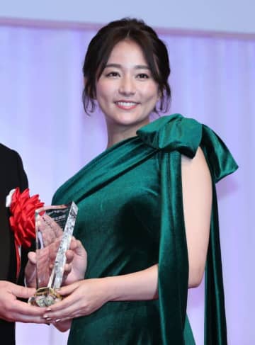 木村文乃、冷凍庫の「底から出てきた」食材で手料理→「パーティーみたい」「美味しそう～！」と反響