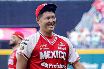 日本を去って2年…“異国の地”で無双投球　右腕の覚醒に「球速くね？」「MLB行ける」