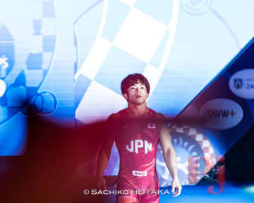 ＜レスリング＞【写真集】2025年世界選手権／男子フリースタイル70kg級・青柳善の輔（クリナップ）－1回戦～準決勝