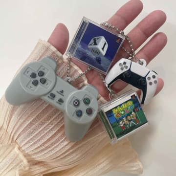 昔ハマった人、必見！【ガチャ】ワクワク感が蘇る♡ 新作「ゲームアイテム」