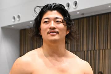 【ノア】OZAWA 左足の靭帯再建手術を報告　「因果応報というか…」過去発言を猛省