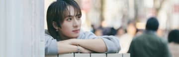 人気若手俳優・永田聖一朗「お母さんは元アナウンサー」天真爛漫な性格は“家族譲り”淡い初恋秘話明かす