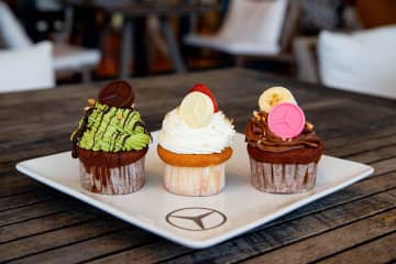 秋の甘い誘惑にひとめぼれ♡ ラウメリアのカップケーキ＆マロンラテ