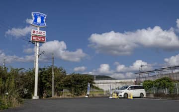 ローソン駐車場が車中泊施設「RVパーク」に！ 千葉県内の店舗を見学してみた