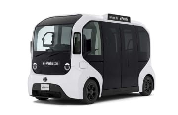 トヨタ、朝はバス・昼はキッチンカー「e-Palette」発売