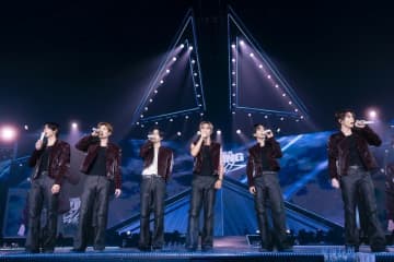 「RIIZE」、K-POPボーイズグループ最短期間で東京ドーム入り…サプライズで発表「来年2月に実現」