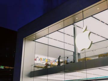 最新のiPhone17、「正式発売前から公式価格を下回る」―中国メディア