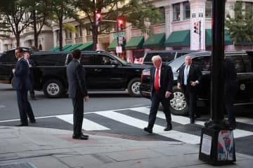 「現代のヒトラー！」トランプ氏、治安アピールのため外出するも皮肉な展開に…「警備が甘すぎる」