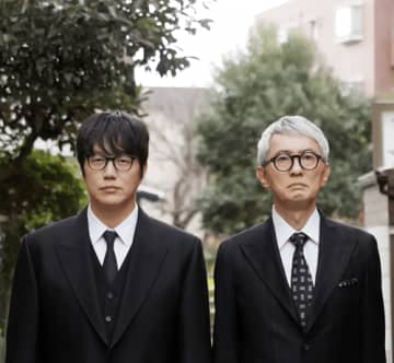 韓国芸能界で続く事務所の“登録違反”問題　松重豊と共演の歌手ソン・シギョンも認めて謝罪