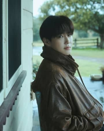 EXO スホ、4thミニアルバム「Who Are You」秋の雰囲気漂うコンセプトフォトを追加公開