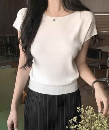 いますぐ真似したい♡ きれいめ女子のサマーニット術