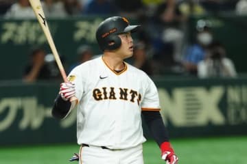 巨人22歳が「天才すぎる」　バックスクリーンへ驚愕弾…高まる待望論「1軍で見たい」