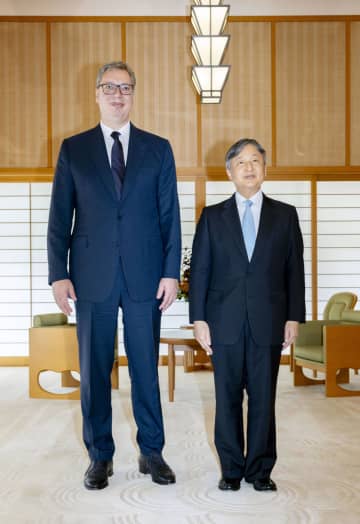 陛下、セルビア大統領と会見　皇居・御所で約25分間