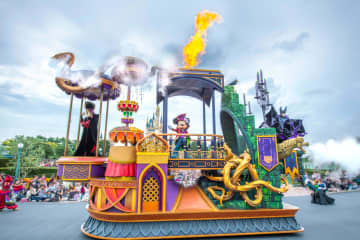 【東京ディズニーリゾート】2025年のハロウィーンいよいよ開幕！“激かわ＆神デザイン”の新グッズがたっぷり登場♪