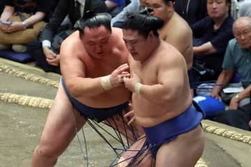 【秋場所】〝鉄人〟玉鷲が通算873勝目　大鵬を抜いて歴代単独9位に浮上も「比べられない」