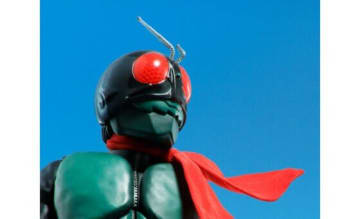 「 仮面ライダー1号（桜島Ver.）」が、 “栄光の昭和ライダーエディション”として再登場！マフラーの選択により、様々なポージングを表現