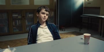 英首相も「衝撃を受けた」“世界を巻き込む話題作”Netflix『アドレセンス』15歳のオーウェン・クーパーが史上最年少でエミー賞受賞！
