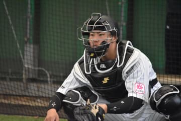 T－岡田氏、ロッテ・松川のリードに「まだまだ勉強していかなければ」