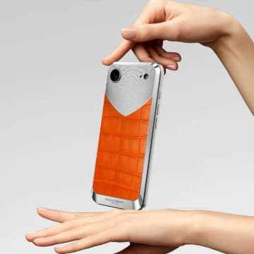 鮮烈マットオレンジ登場！GOLDEN CONCEPTのiPhone 17ケース