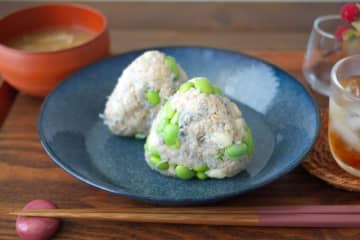 お腹スッキリ！食物繊維たっぷり朝ごはんレシピ3選