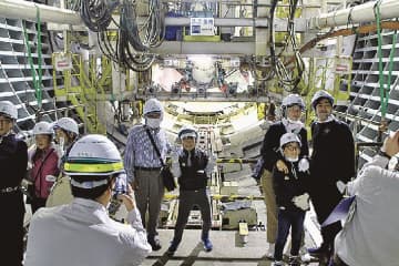 日建連／鹿児島市のシールドトンネル現場で親子見学会開く
