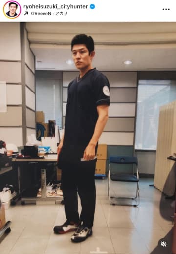 【約4年前の写真】鈴木亮平がドラマ『TOKYO MER』の初衣装合わせショットを公開。「めっちゃ懐かしい。若い亮平くん！」と懐かしむ声も