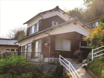 海が見える高台で菜園ライフ！ リフォーム歴があり水回りもきれい【岡山県備前市】瀬戸内の穏やかな海に面したまち| 移住支援、子育て支援が手厚い